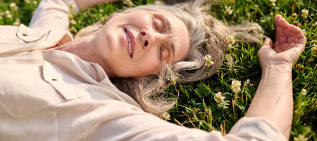 Hangende oogleden eye and lip contour